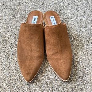 Steve Madden Cognac “Genie” Mule 🍂 Low heel!